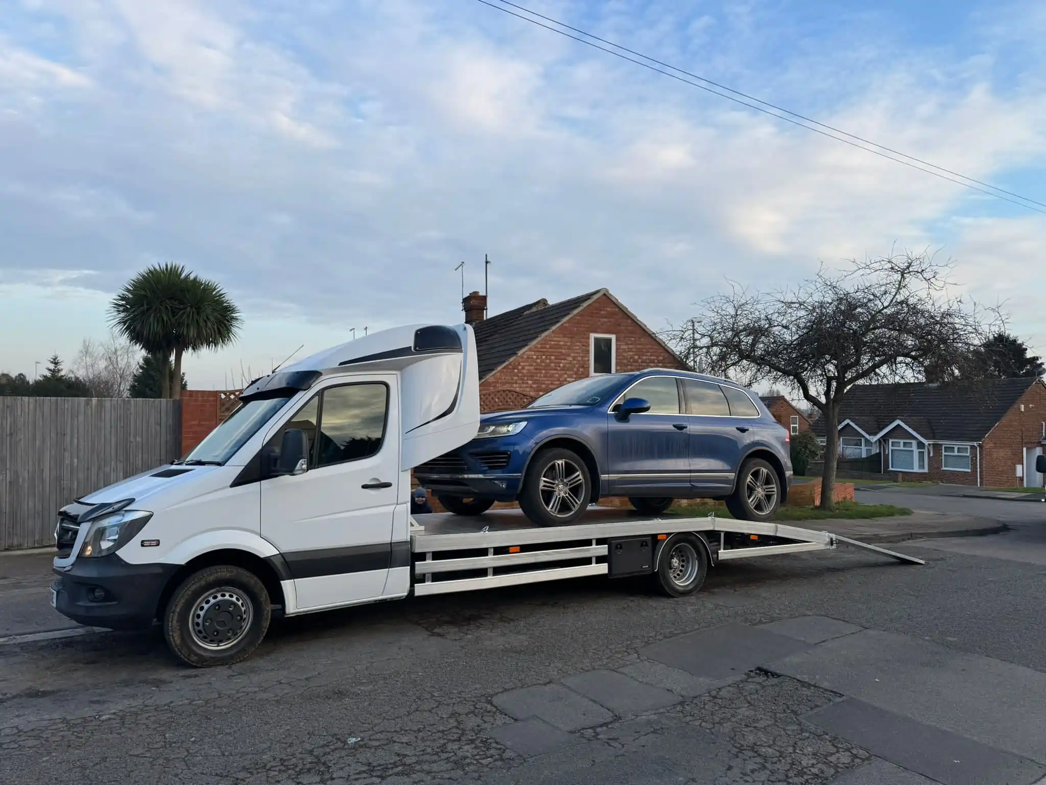 Roadway Assist car recovery truck — full vehicle recovery and breakdown service