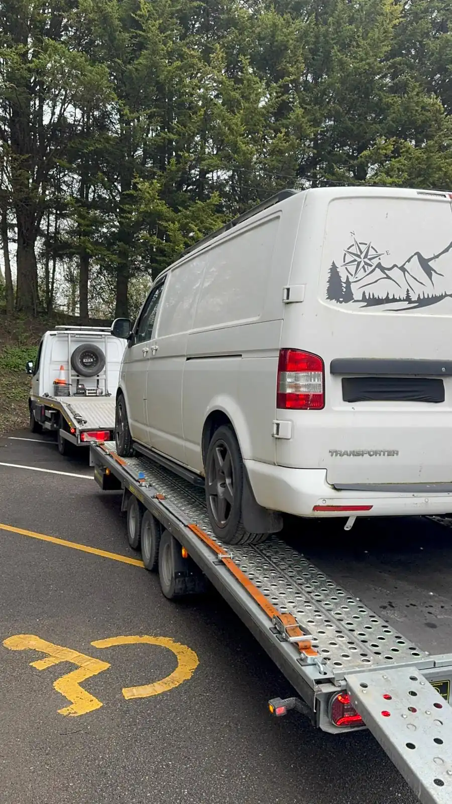 Roadway Assist commercial van recovery — fully insured fleet recovery service for trade businesses